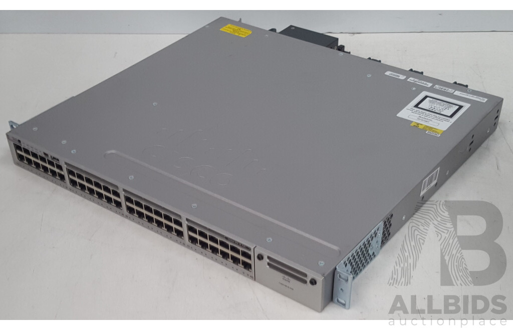 Cisco (WS-C3850-48P-L) Catalyst 3850 48 PoE+ 48-Port Gigabit Switch