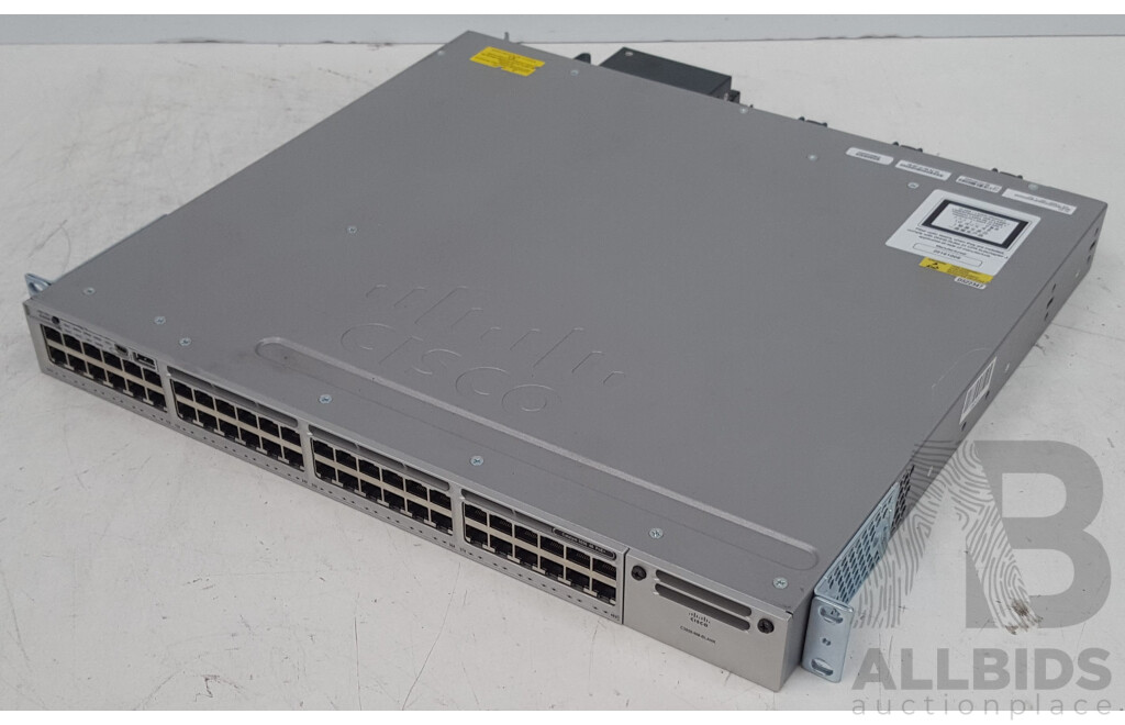 Cisco (WS-C3850-48P-L) Catalyst 3850 48 PoE+ 48-Port Gigabit Switch