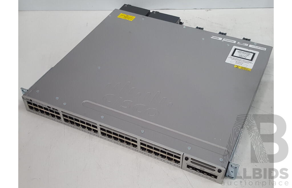 Cisco (WS-C3850-48P-L) Catalyst 3850 48 PoE+ 48-Port Gigabit Switch