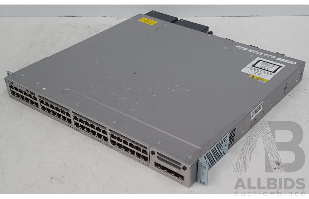 Cisco (WS-C3850-48P-L) Catalyst 3850 48 PoE+ 48-Port Gigabit Switch