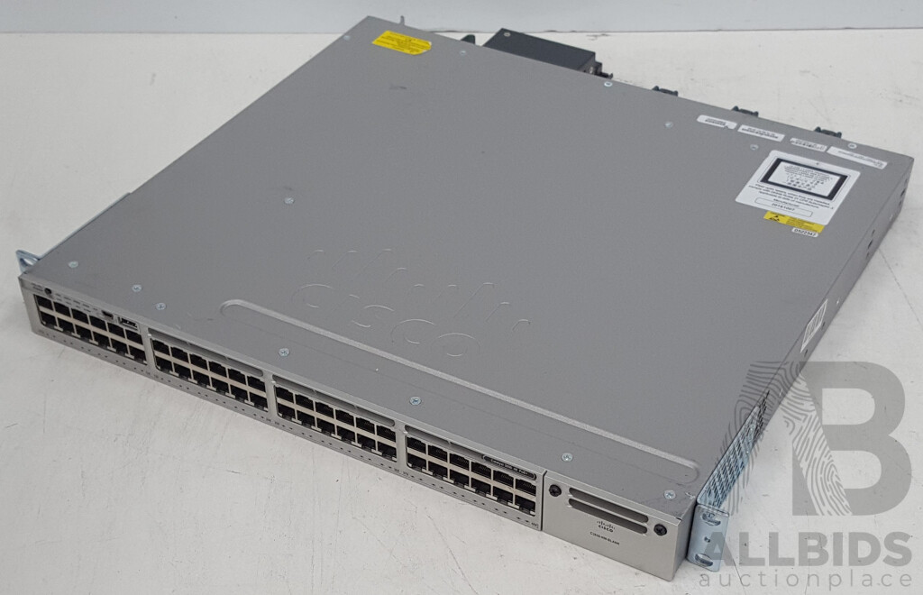 Cisco (WS-C3850-48P-L) Catalyst 3850 48 PoE+ 48-Port Gigabit Switch