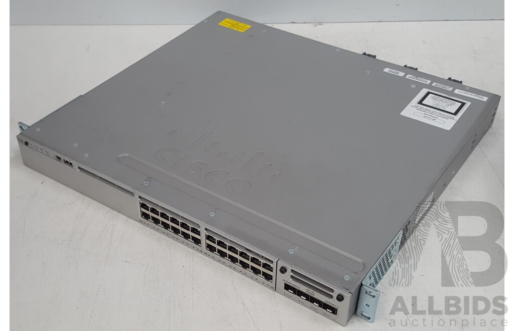 Cisco (WS-C3850-24T-E) Catalyst 3850 24 24-Port Gigabit Switch