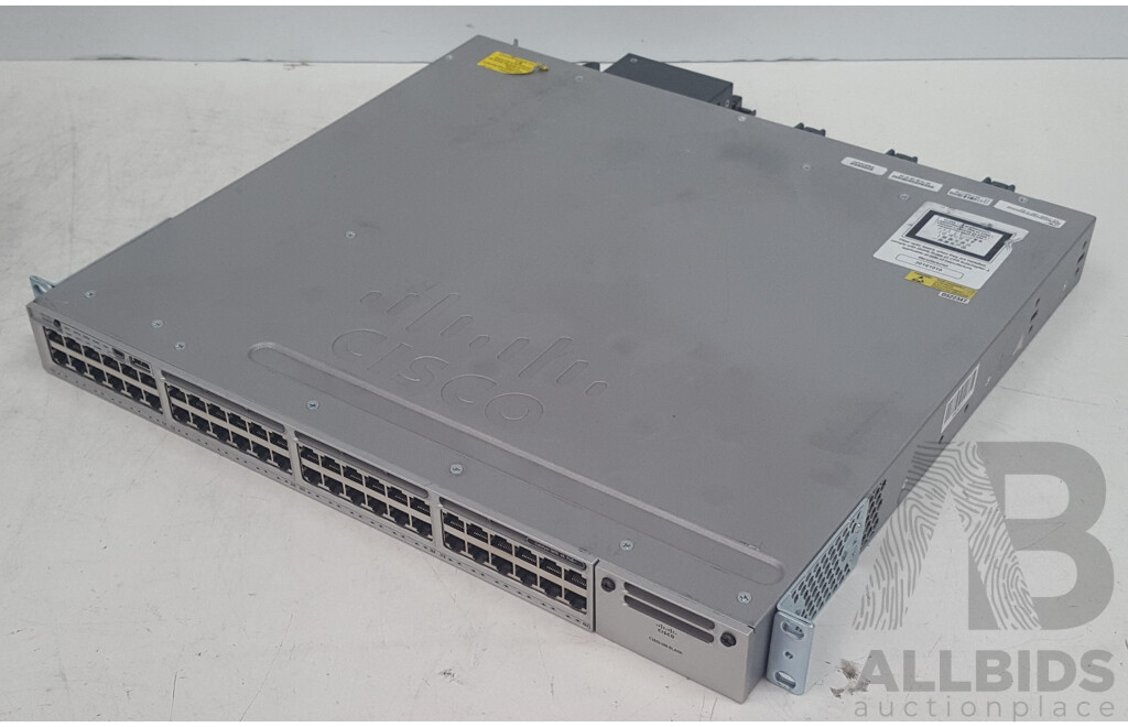 Cisco (WS-C3850-48P-L) Catalyst 3850 48 PoE+ 48-Port Gigabit Switch