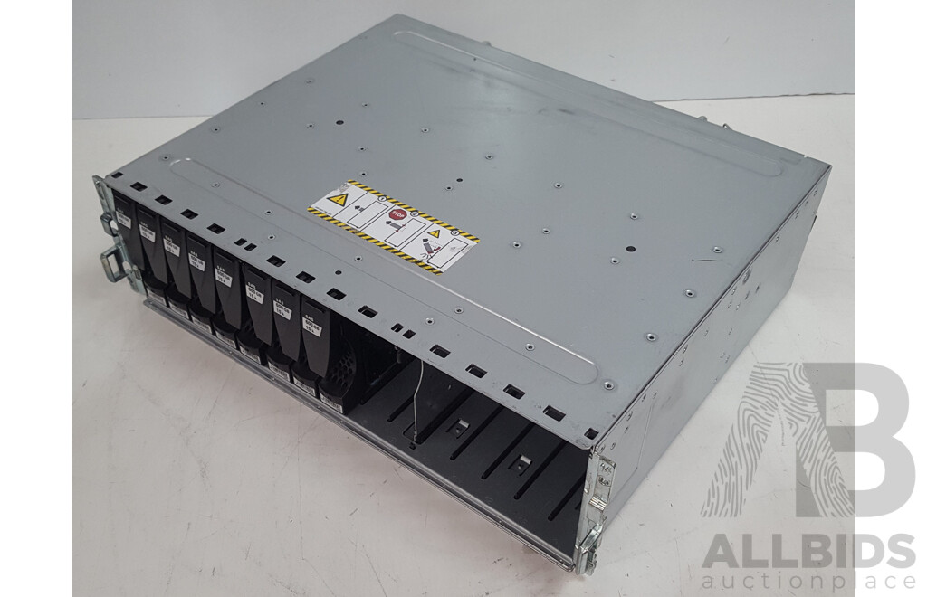 EMC (KTN-STL3) 15-Bay Hard Drive Array w/ 4.8TB of Total Storage