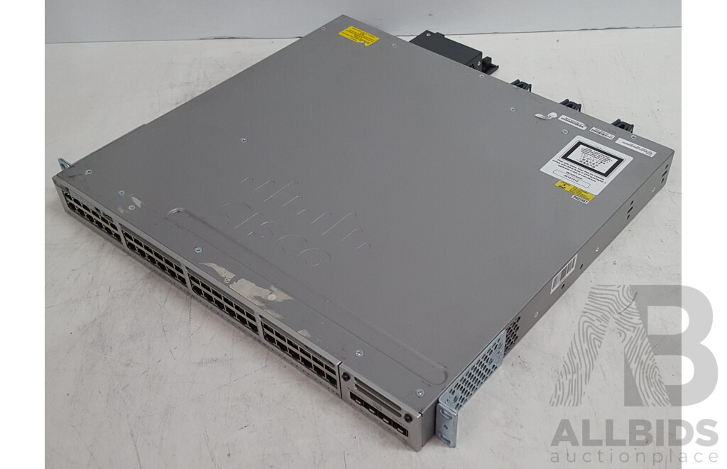 Cisco (WS-C3850-48P-L) Catalyst 3850 48 PoE+ 48-Port Gigabit Switch