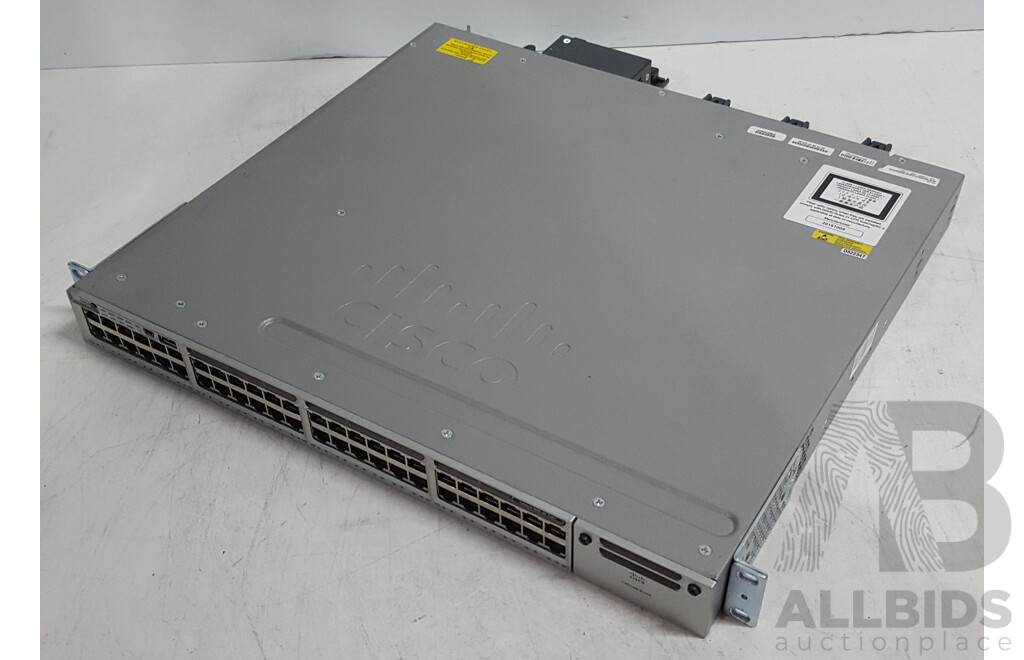 Cisco (WS-C3850-48P-L) Catalyst 3850 48 PoE+ 48-Port Gigabit Switch