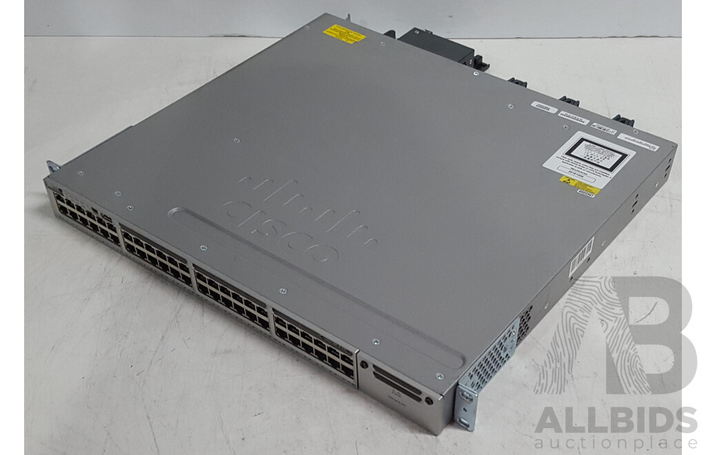 Cisco (WS-C3850-48P-L) Catalyst 3850 48 PoE+ 48-Port Gigabit Switch