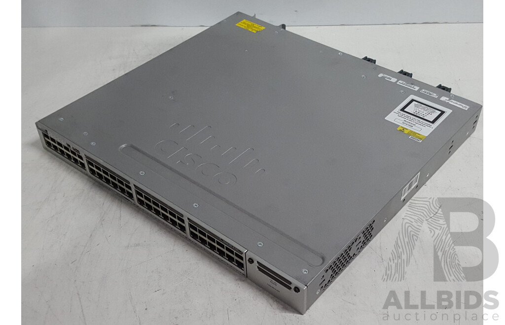 Cisco (WS-C3850-48P-L) Catalyst 3850 48 PoE+ 48-Port Gigabit Switch