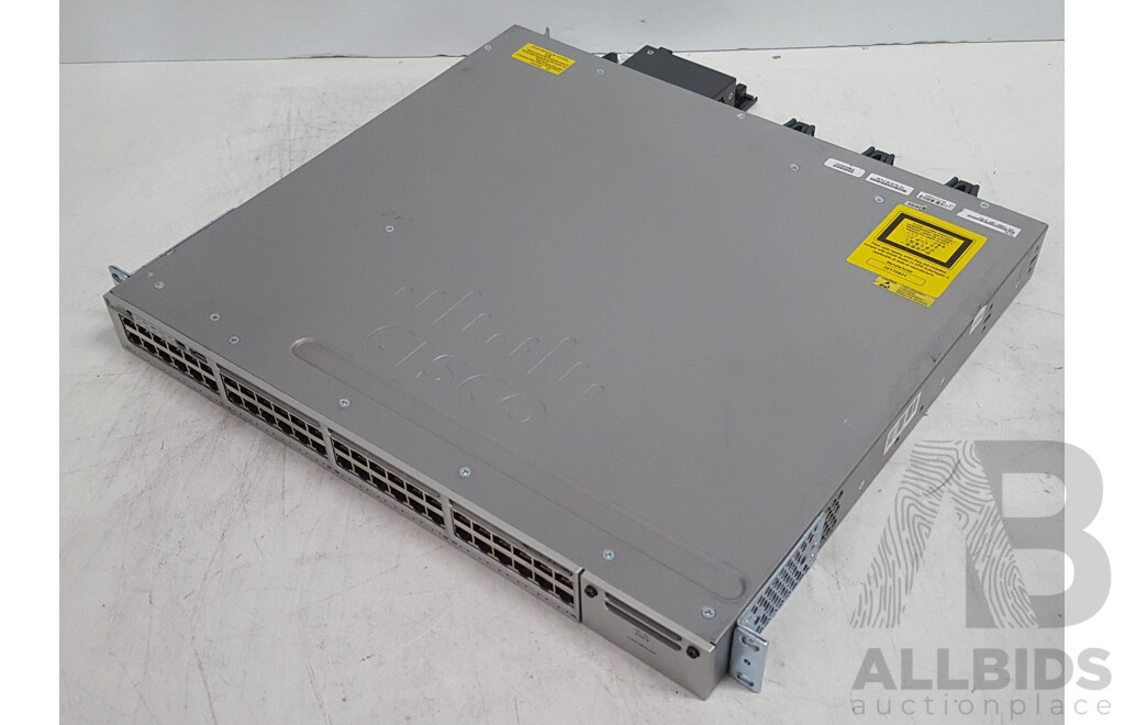 Cisco (WS-C3850-48F-S) Catalyst 3850 48 PoE+ 48-Port Gigabit Switch