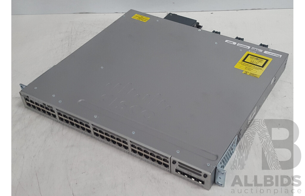 Cisco (WS-C3850-48F-S) Catalyst 3850 48 PoE+ 48-Port Gigabit Switch