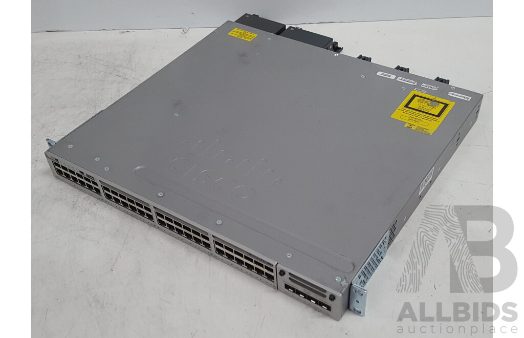 Cisco (WS-C3850-48F-S) Catalyst 3850 48 PoE+ 48-Port Gigabit Switch