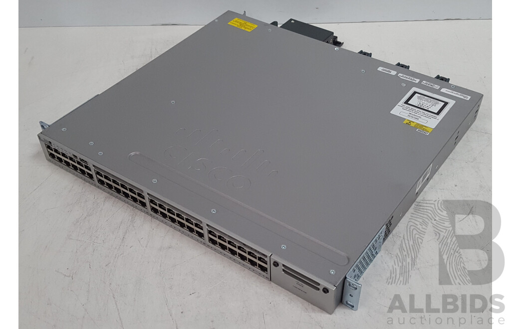 Cisco (WS-C3850-48P-L) Catalyst 3850 48 PoE+ 48-Port Gigabit Switch