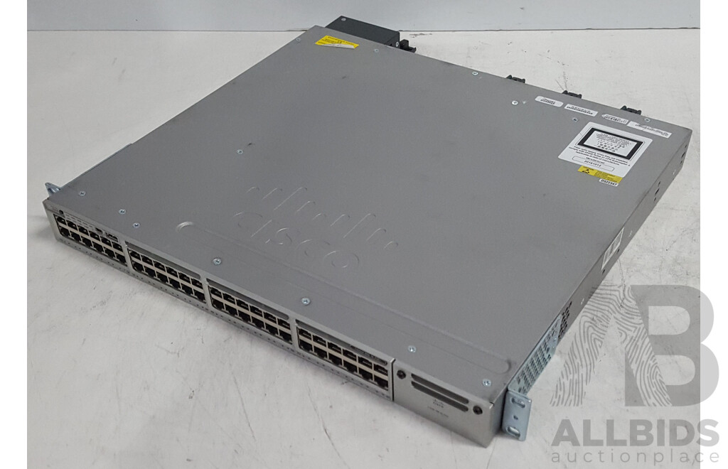 Cisco (WS-C3850-48P-L) Catalyst 3850 48 PoE+ 48-Port Gigabit Switch
