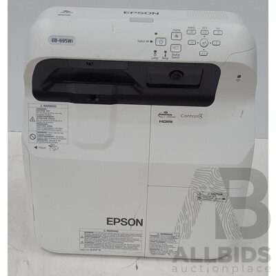 Epson (EB-695Wi) WXGA 3LCD Projector