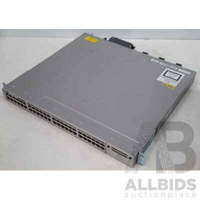 Cisco (WS-C3850-48P-L) Catalyst 3850 48 PoE+ 48-Port Gigabit Switch