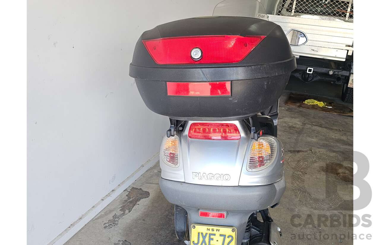 06/2004 Piaggio X9 Evolution 250cc Motor Scooter