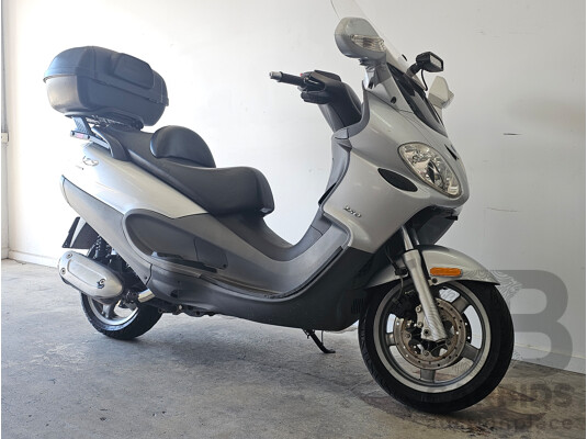 06/2004 Piaggio X9 Evolution 250cc Motor Scooter