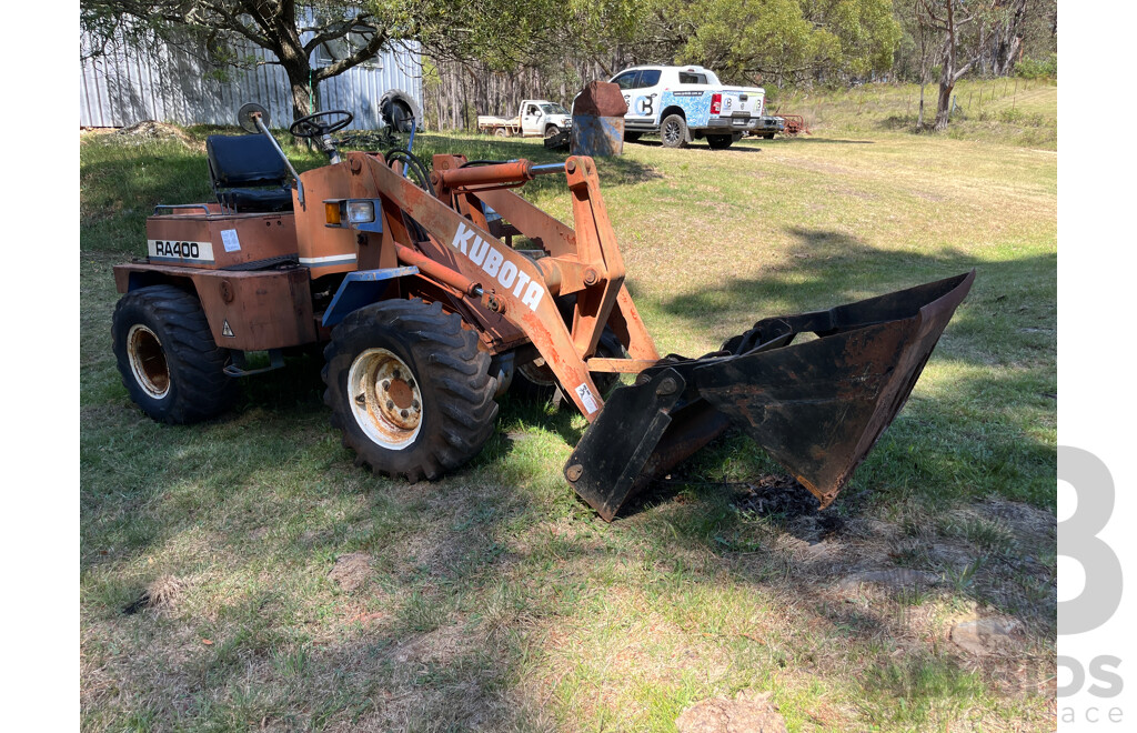 Kubota RA400 Front End Loader