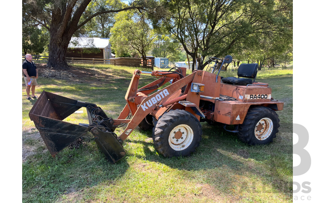 Kubota RA400 Front End Loader