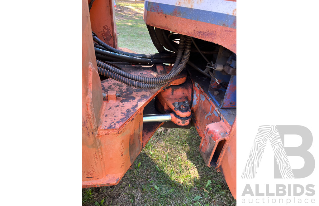 Kubota RA400 Front End Loader