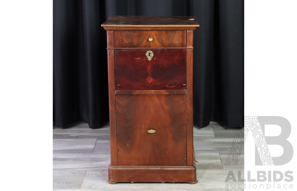 Mid 19th Century French Commode Chest