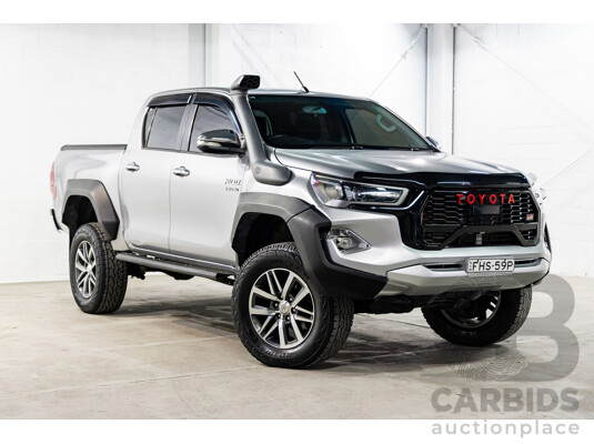 02/2017 Toyota Hilux SR5 (4x4) GUN126R Dual Cab Utility Silver Sky Metallic Turbo Diesel 2.8L