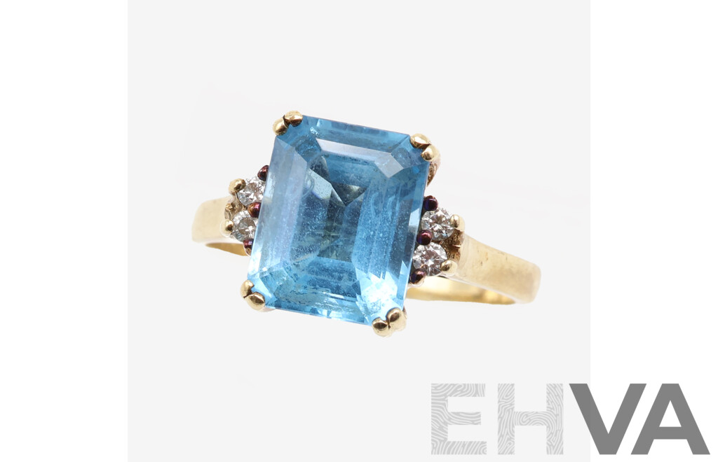 9ct Topaz & Diamond Ring, Size O, 4.33 Grams