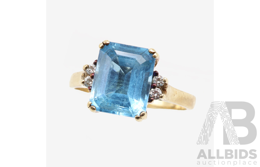 9ct Topaz & Diamond Ring, Size O, 4.33 Grams