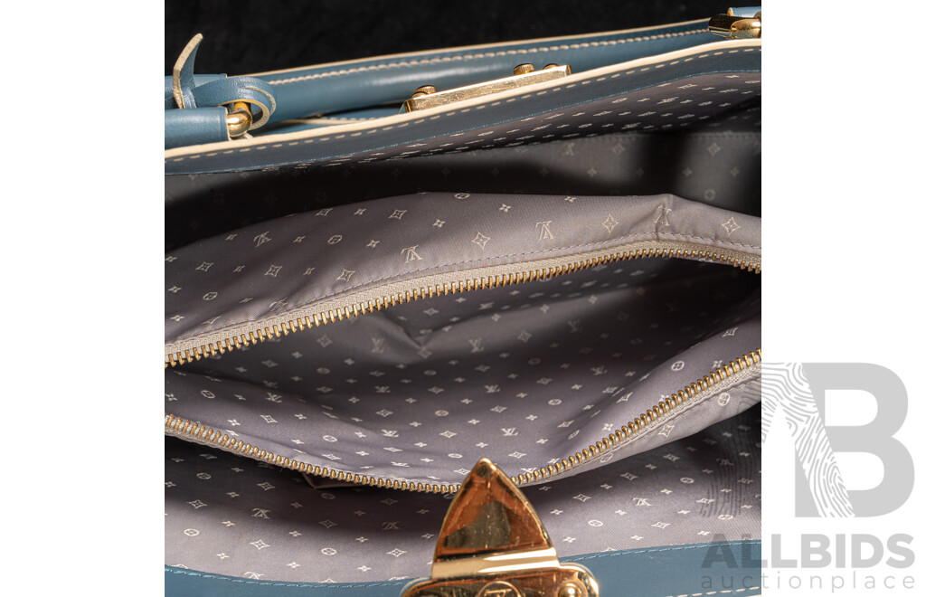 Louis Vuitton Blue Leather Suhali Le Fabuleux