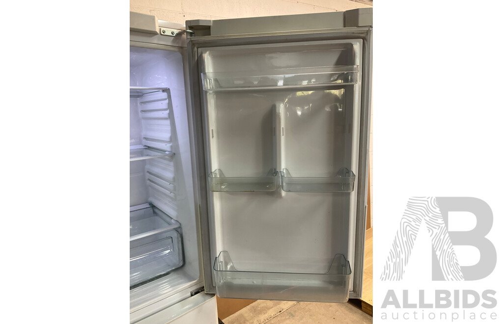 SAMSUNG SRL322MW Fridge