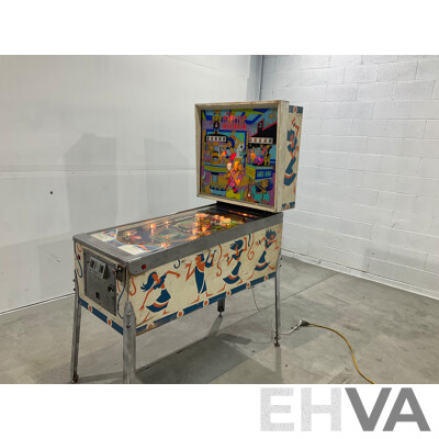 Darling by Williams Pinball Machine