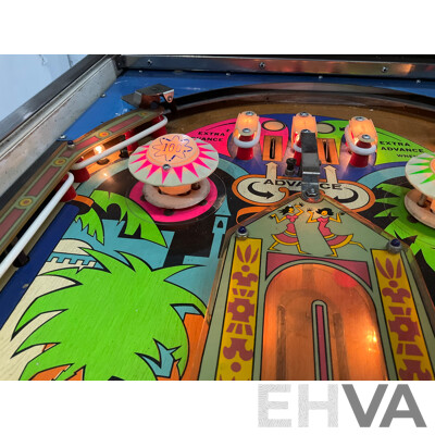 Darling by Williams Pinball Machine