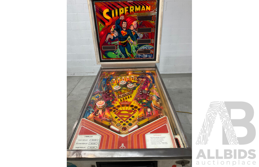 Superman by Atari Pinball Machine