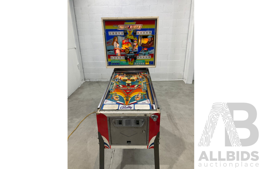 Night Rider by Bally Pinball Machine