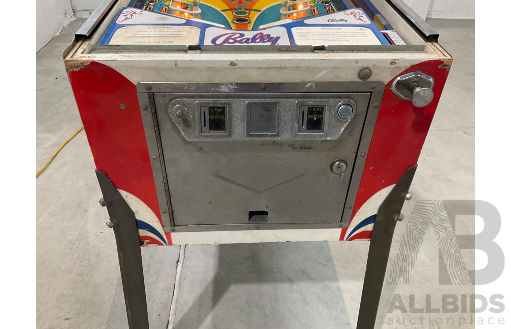 Night Rider by Bally Pinball Machine