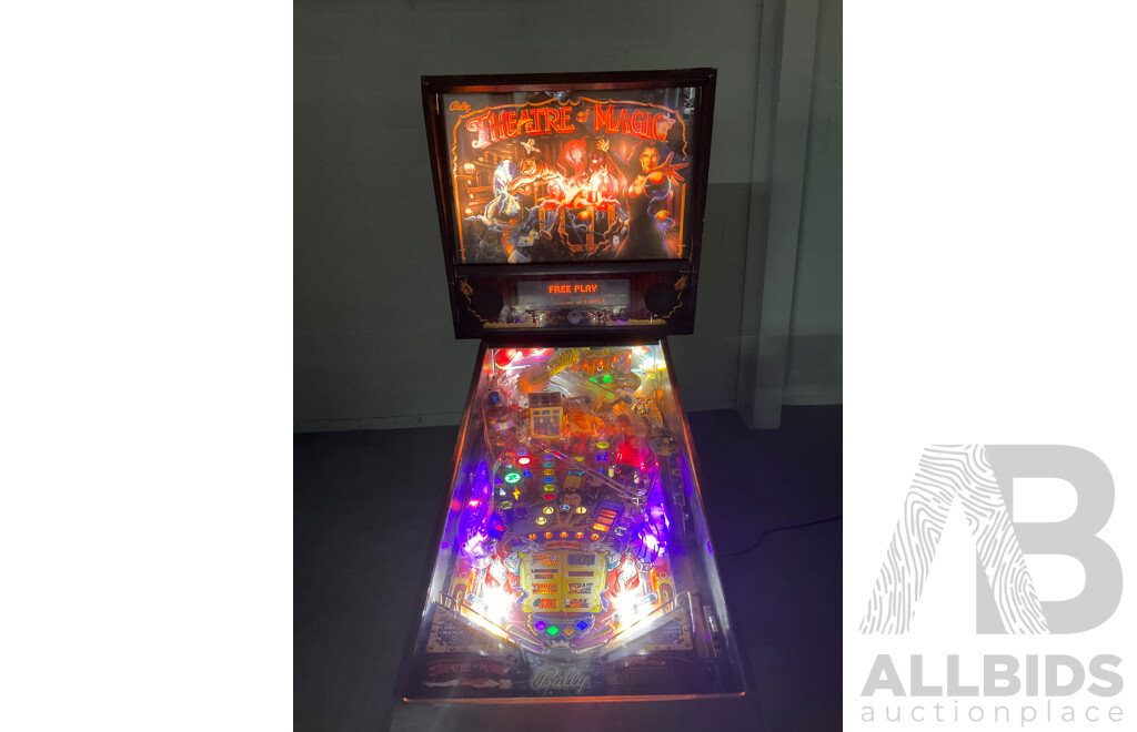 Theatre of Magic by Bally Pinball Machine