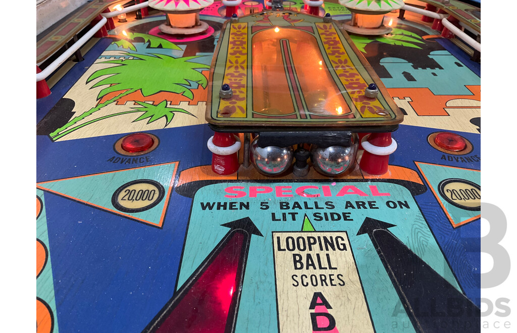 Darling by Williams Pinball Machine