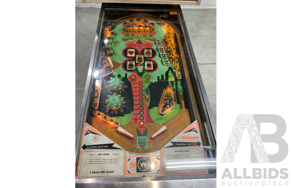 Pat Hand by Williams Pinball Machine