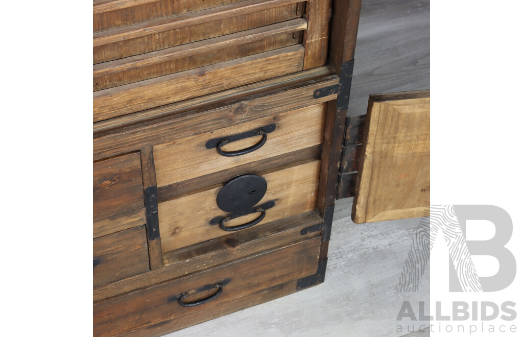 Vintage Japanese Elm Tansu Chest