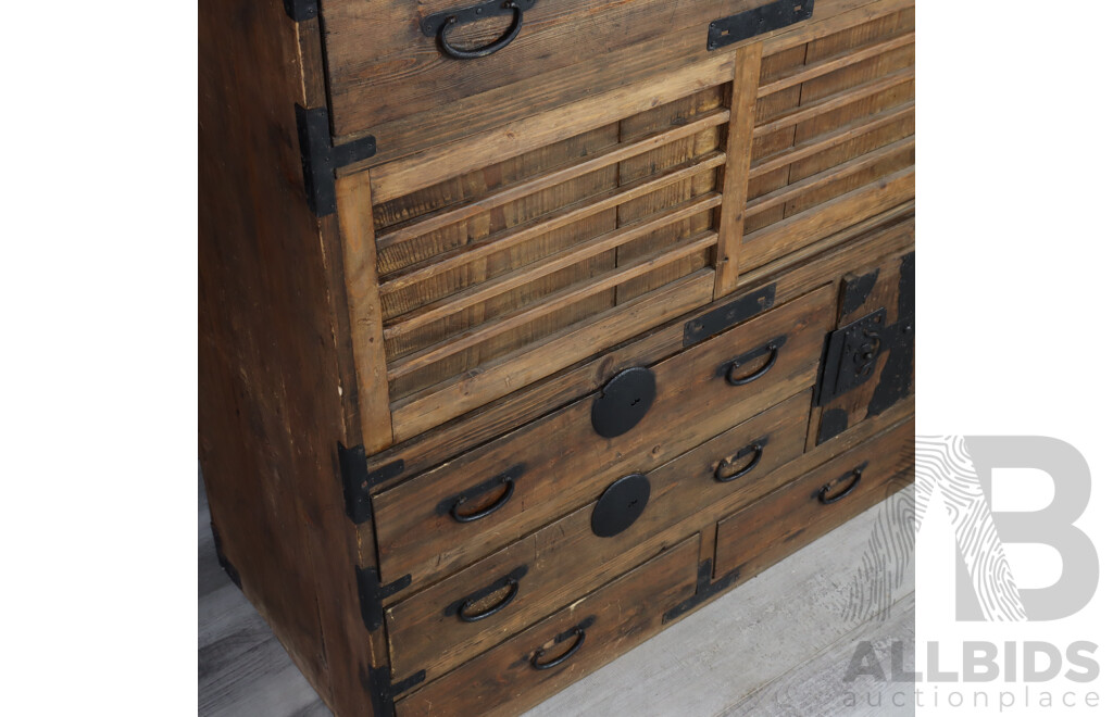 Vintage Japanese Elm Tansu Chest