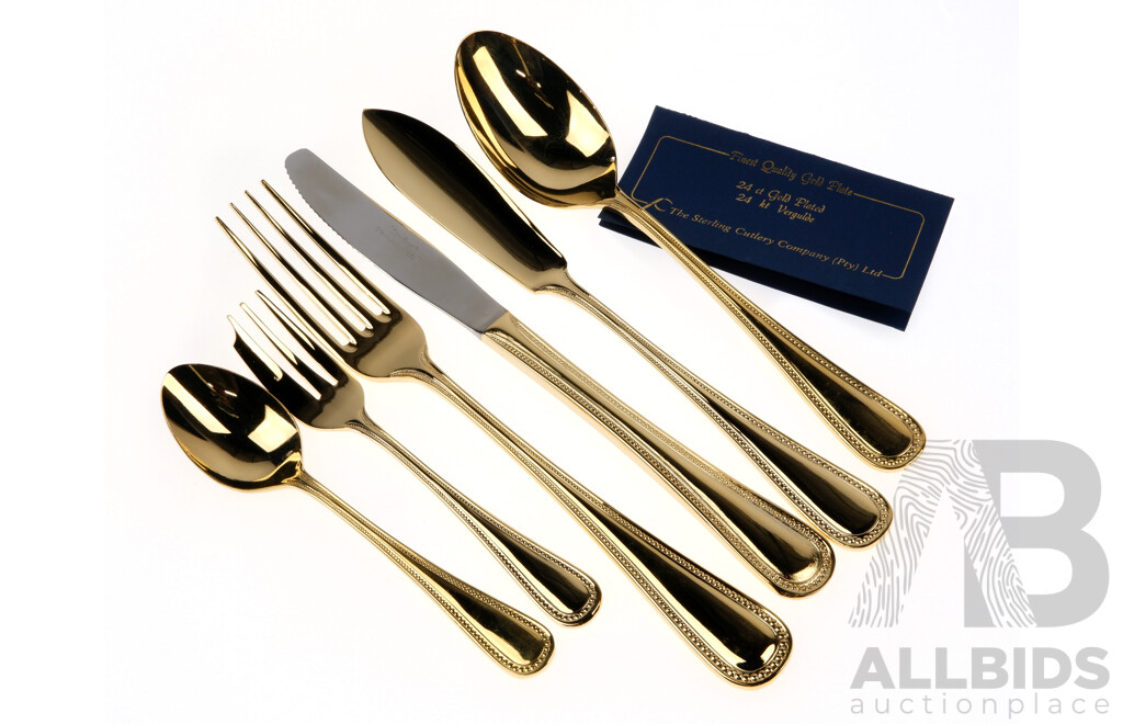 Gold Plated in 24ct Gold 123 Piece Flatwear Set in Cedar Canteen by the Sterling Cutlery Company