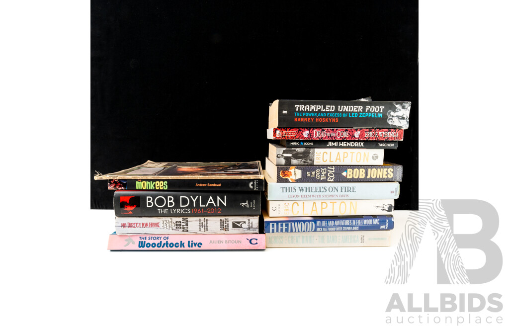 Collection 13 Biographical and Autobiographical Books Relating to 1960s and Early 70s Rock N Roll and Blues Including Jimi Hendrix, Bob Dylan, Fleetwood Mac, Led Zeppelin and More