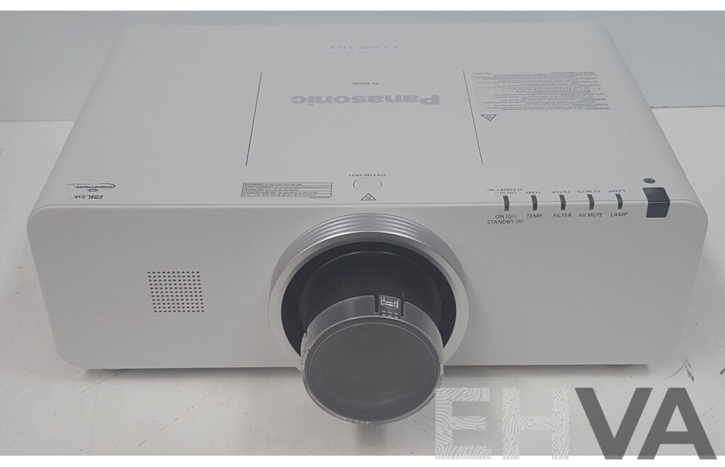Panasonic (PT-EX500E) PT-EX500 XGA 3LCD Projector
