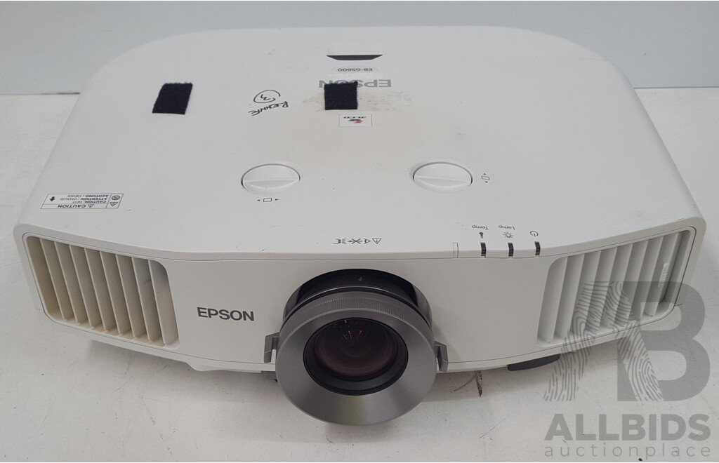 Epson (EB-G5600) XGA 3LCD Conference Room Projector