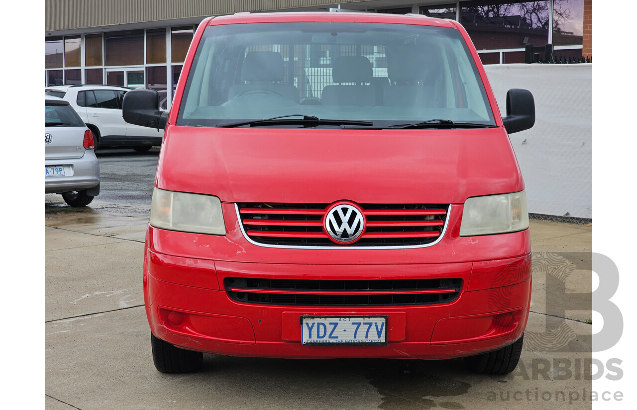 9/2005 Volkswagen Transporter (lwb) T5 Van Red 2.5L