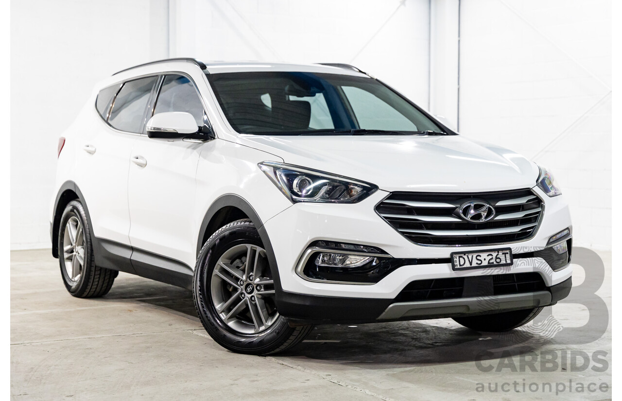 05/2018 Hyundai Santa Fe Active CRDi (4x4) AWD DM5 MY18 4D Wagon White Cream Mica Turbo Diesel 2.2L - 7 Seater