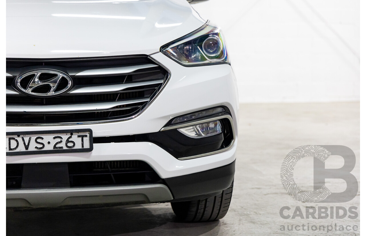 05/2018 Hyundai Santa Fe Active CRDi (4x4) AWD DM5 MY18 4D Wagon White Cream Mica Turbo Diesel 2.2L - 7 Seater