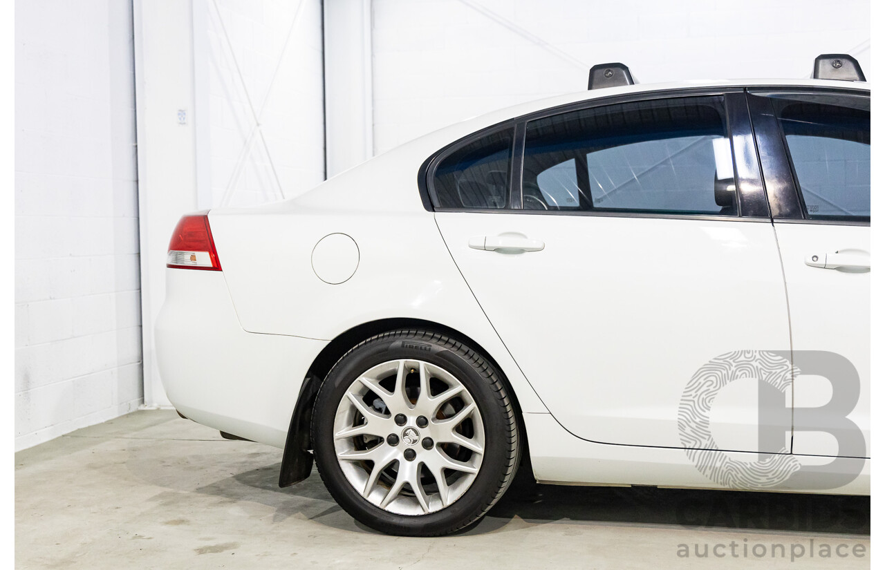 8/2008 Holden Commodore Omega (Dual Fuel) 60th Anniversary VE MY09.5 4d Sedan Heron White V6 3.6L