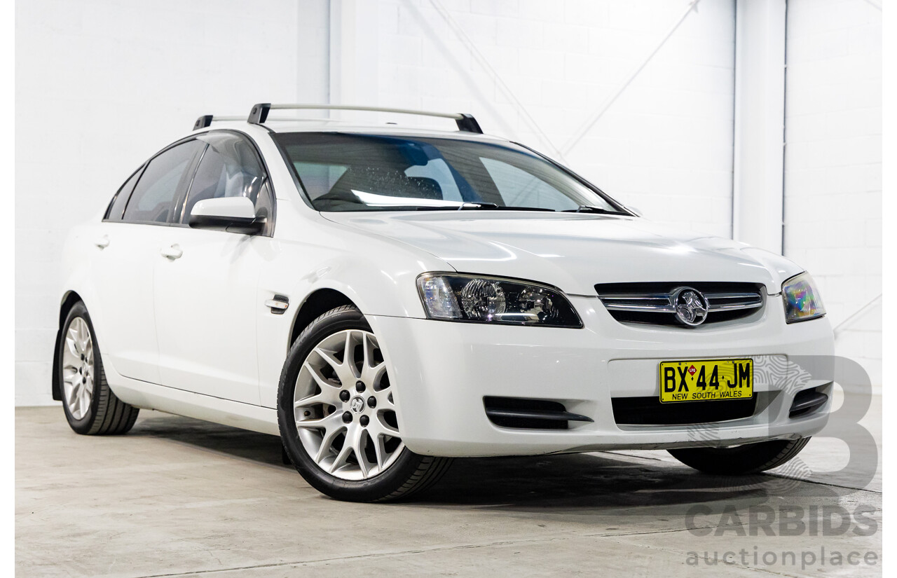 8/2008 Holden Commodore Omega (Dual Fuel) 60th Anniversary VE MY09.5 4d Sedan Heron White V6 3.6L