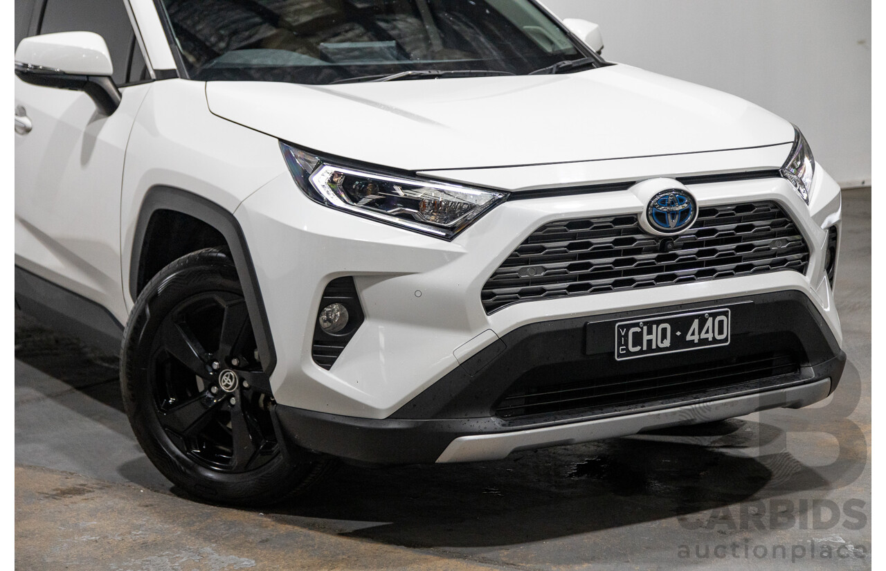 10/2019 Toyota RAV4 Cruiser Hybrid eFour (AWD) AXAH54R White 4d Wagon 2.5L - Hybrid